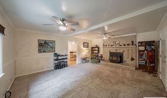 990 Hillview Dr, Blackfoot, ID 83221