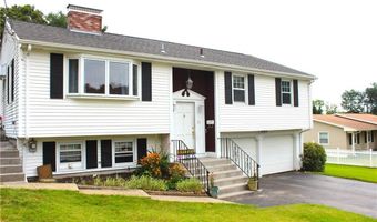 31 BARNES Ave, Johnston, RI 02919