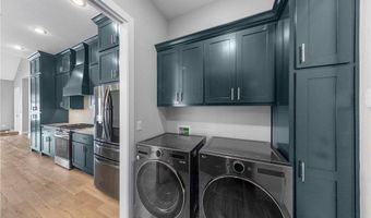 6307 SW Prism Path St, Bentonville, AR 72713