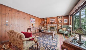 4 Clark Island Rd, Amherst, NH 03031