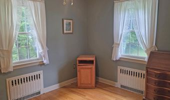 72 Green Mdw, Brattleboro, VT 05301