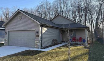 9309 Oakdale St, Algonac, MI 48001