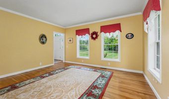 14 Karolina Ln, Bedford, NH 03110