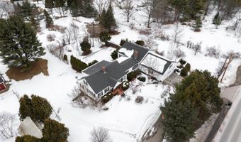 2897 Route 2, Hermon, ME 04401