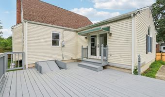 16 PARK Dr, Bellmawr, NJ 08031