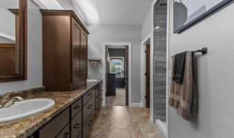 W5706 MASE Court, Appleton, WI 54915