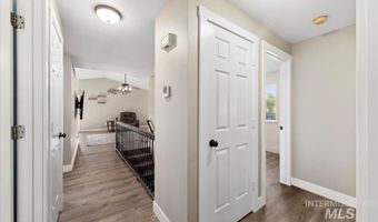 8809 W Canterbury St, Boise, ID 83704
