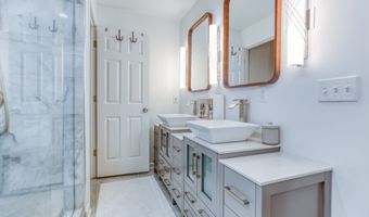 813 Lakeshore, Berkeley Lake, GA 30096