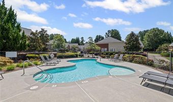 5362 Manor View Dr NW 12, Acworth, GA 30101