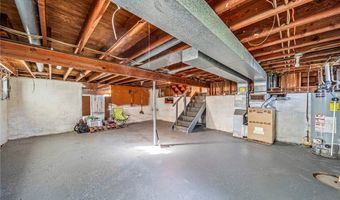 3335 N Maple Ln, Ashtabula, OH 44004