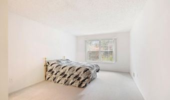 24 Symphony Ave, Bayville, NJ 08721