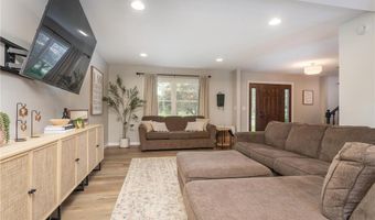 1921 Sherman Dr NW, Alexandria, MN 56308