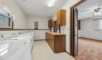 4122 Aplin Rd, Ames, IA 50014