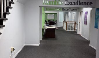 300 N Wayne St, Angola, IN 46703