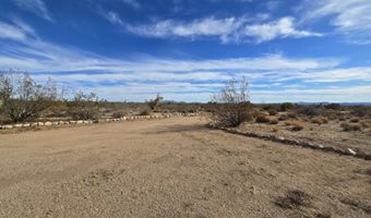 19688 S Diamondback Rd, Yucca, AZ 86438