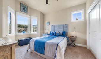 549 S FRONT St, Rockaway Beach, OR 97136