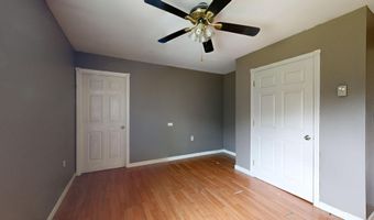 445 W River Rd, Augusta, ME 04330