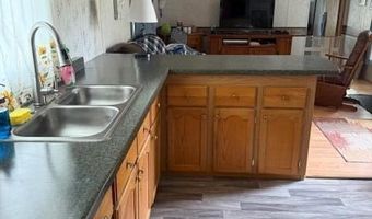 153 Sparrow Dr, Augusta, ME 04330