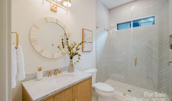 1807 Arnold Dr, Charlotte, NC 28205