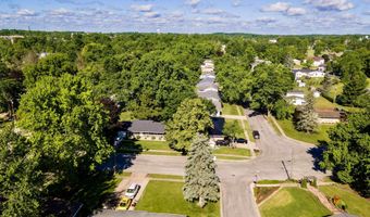 904 Carlin Pl, Angola, IN 46703