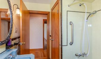 105 Borden Ave, Johnston, RI 02919