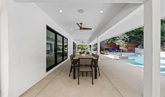 16105 Clear Oak Dr, Encino, CA 91436