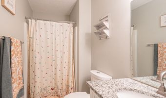 4 FRANKLIN Sq, Berlin, MD 21811