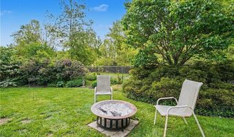 146 Habant Rd, Amherst, OH 44001