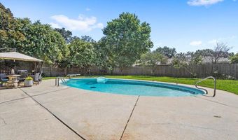 400 Linda Dr, Biloxi, MS 39531