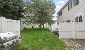 15548 Flyboat Ln, Apple Valley, MN 55124