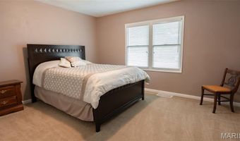 1871 Ridgeway Dr, Arnold, MO 63010