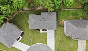 2444 Pleasant Willow Dr, Benton, AR 72015