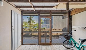 97 E CENTRAL Blvd, Bethany Beach, DE 19930