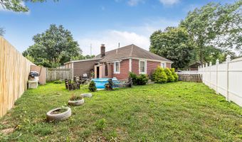 242 Pearl Harbor St, Bridgeport, CT 06610