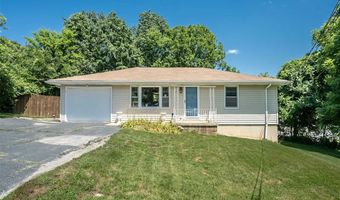 2390 Glenn Dr, Arnold, MO 63010