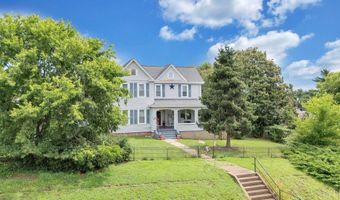 901 Bedford Ave, Altavista, VA 24517