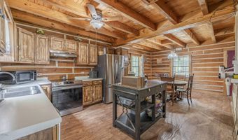 180 Lynn Ln, Big Sandy, TN 38221
