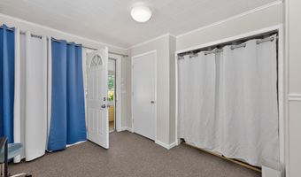 36 Broad St, Amsterdam, NY 12010