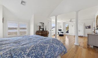 38 Pierce Ave, Jamestown, RI 02835