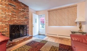 1 Rose Hill Dr, Johnston, RI 02919