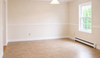 39 Grand St C, Danbury, CT 06810