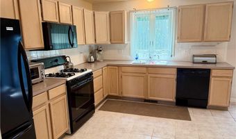 200 Cannon St 126, Cranston, RI 02920