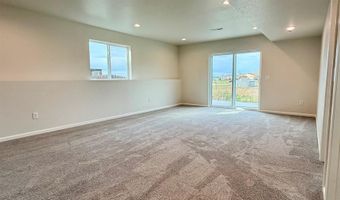 833 Ridgeview St, Belle Fourche, SD 57717