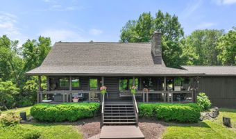 5152 Briar Ridge Dr, Aurora, IN 47001