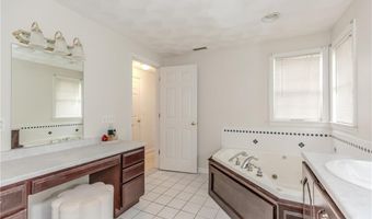 1 Princess Pine Rd, Lincoln, RI 02865