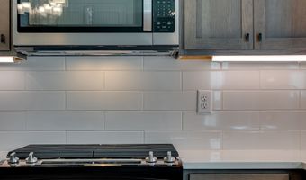 646 NW 28TH St, Battle Ground, WA 98604