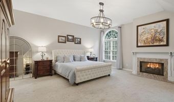 5050 Southlake Dr, Alpharetta, GA 30005