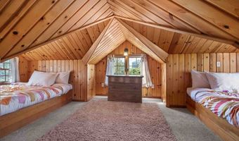 1062 S BREAKER Ave, Rockaway Beach, OR 97136