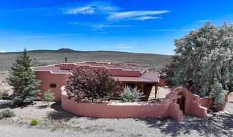 30 Cielo Grande Rd, Carson, NM 87577