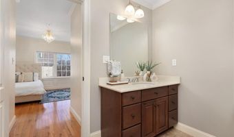 109 Vistas Ct 109, East Greenwich, RI 02818